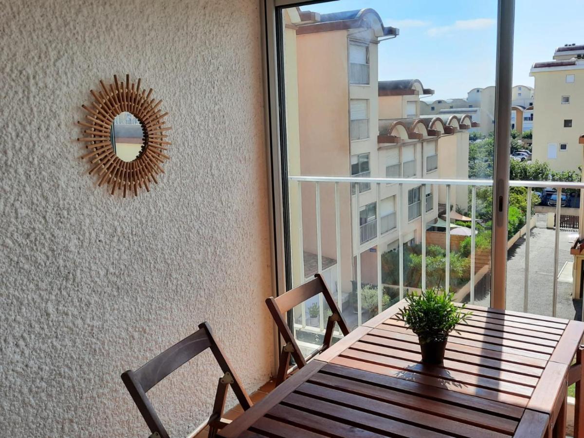 グリュイッサンSur Le Port, Studio Avec Vue Sur La Marinaアパートメント エクステリア 写真